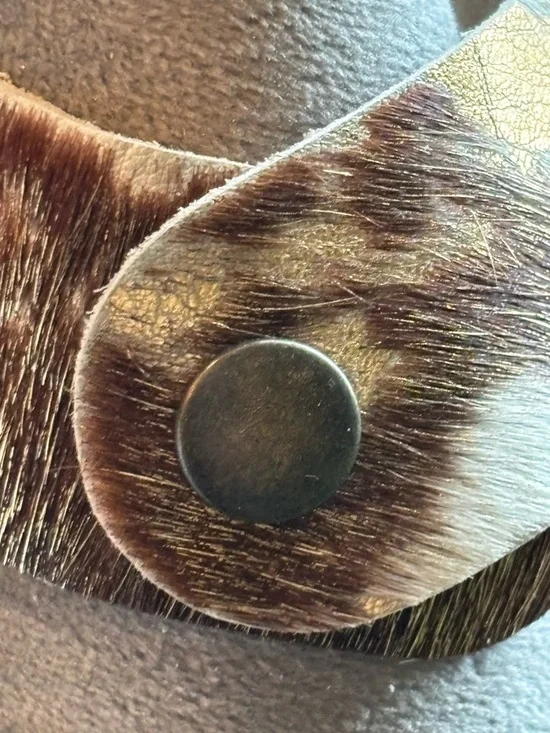 Handmade cowhide bracelet with Crystal repurposed brooch! One of a kind! - Picture 11 of 12